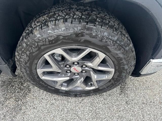 2026 GMC Sierra 1500 SLT - Photo 9