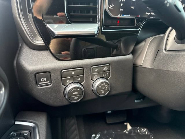 2026 GMC Sierra 3500HD SLE - Photo 24