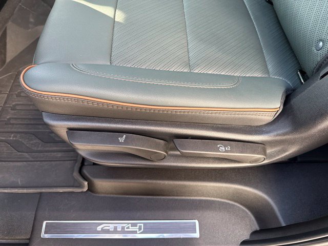 2025 GMC Yukon XL AT4 - Photo 29