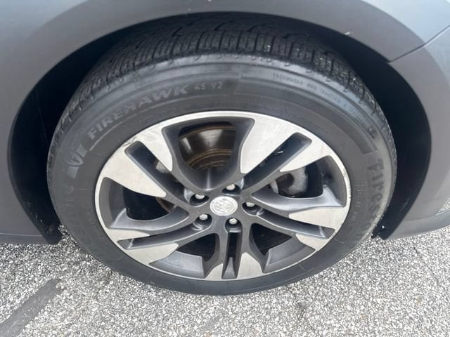 2018 Buick Regal TourX Essence - Photo 9