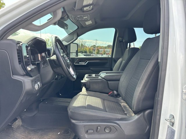 2024 Gmc Sierra 2500 HD SLE photo 4