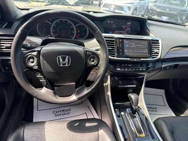 2017 Honda Accord EX-L V-6 - Photo 18