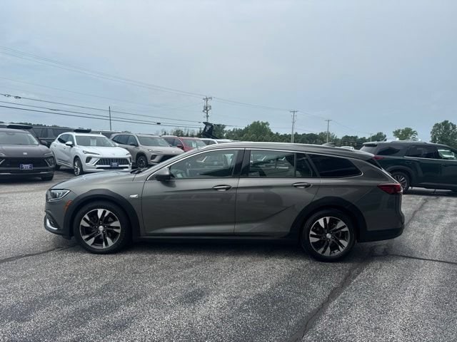 2018 Buick Regal TourX Essence - Photo 4