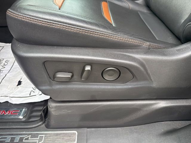 2023 GMC Sierra 1500 AT4 - Photo 17