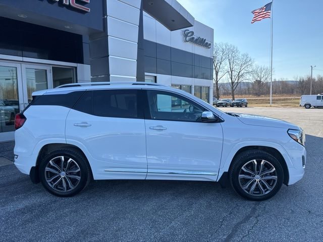 2020 GMC Terrain Denali - Photo 8