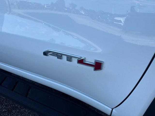 2024 GMC Sierra 1500 AT4 - Photo 11