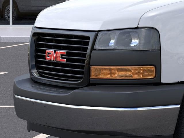 2026 GMC Savana Cargo Work Van - Photo 37