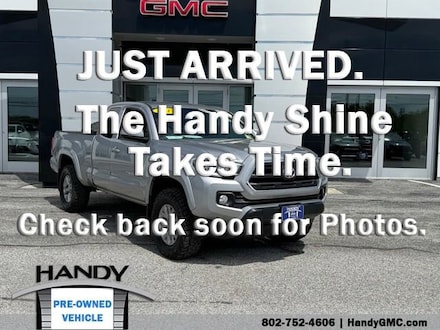 2017 Toyota Tacoma SR5 V6 Truck Access Cab