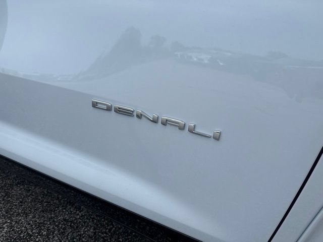 2027 GMC Acadia Denali Ultimate - Photo 10