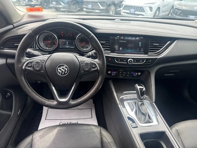 2018 Buick Regal TourX Essence - Photo 19