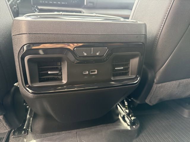 2024 GMC Sierra 2500HD AT4 - Photo 32