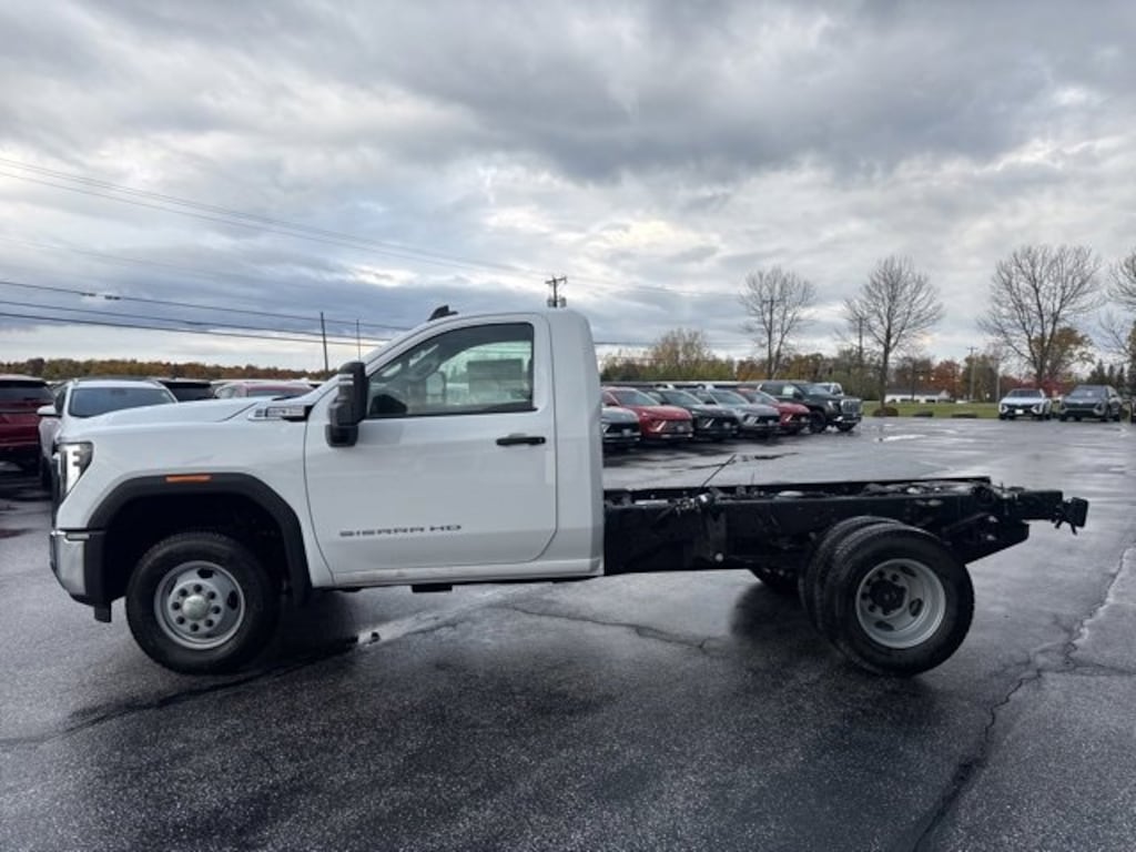 New 2026 GMC Sierra 3500 HD Chassis Cab Pro Truck