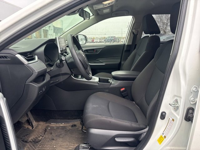 2024 Toyota RAV4 Hybrid LE photo 3