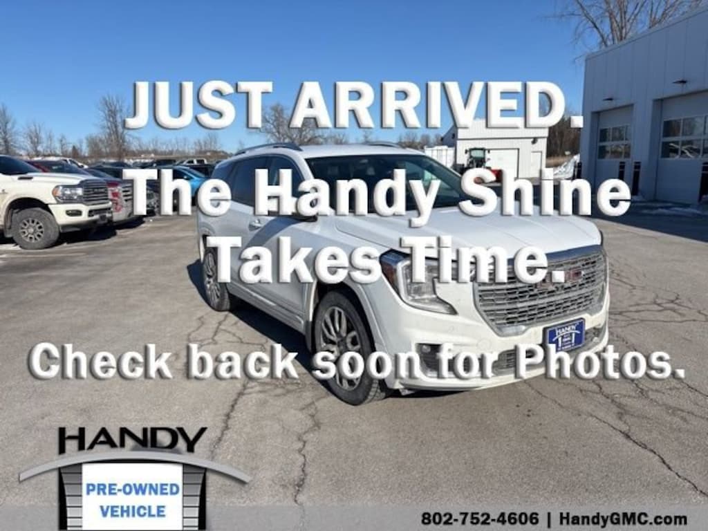 Used 2024 GMC Terrain Denali SUV