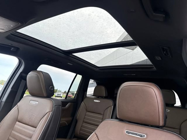 2027 GMC Acadia Denali Ultimate - Photo 27