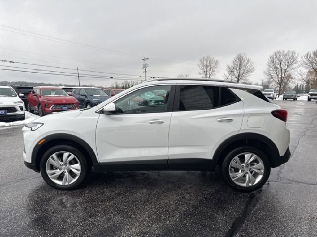 New 2026 Buick Encore GX Preferred SUV