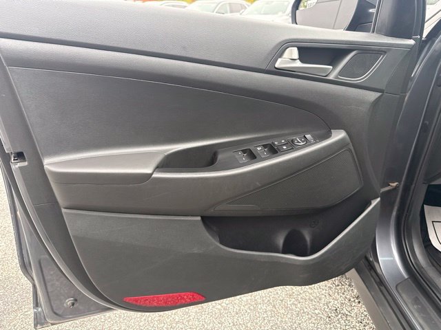 2019 Hyundai Tucson SE - Photo 14