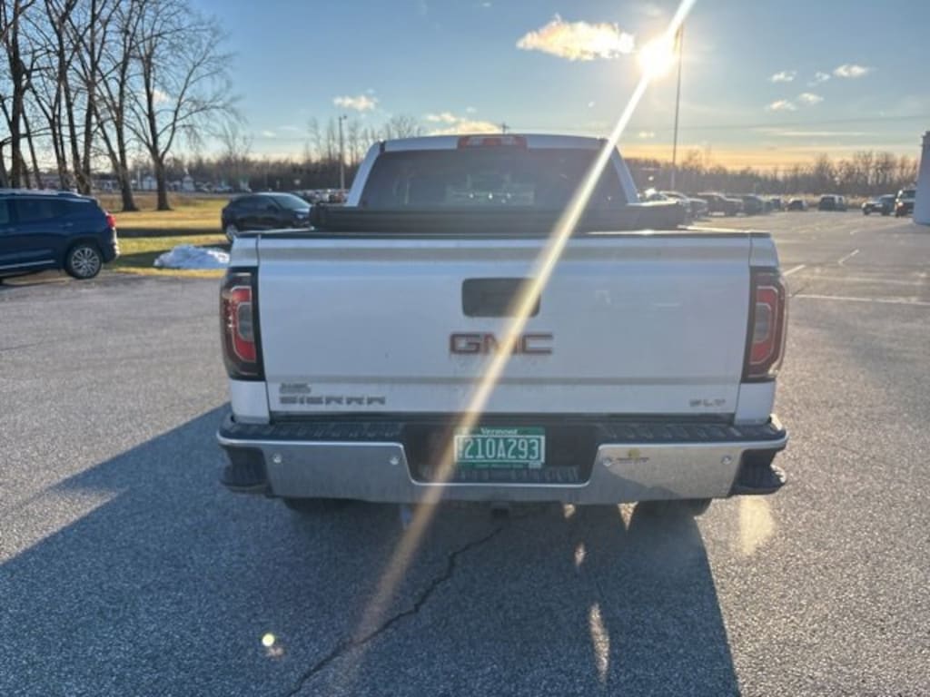 Used 2017 GMC Sierra 1500 SLT Truck Crew Cab