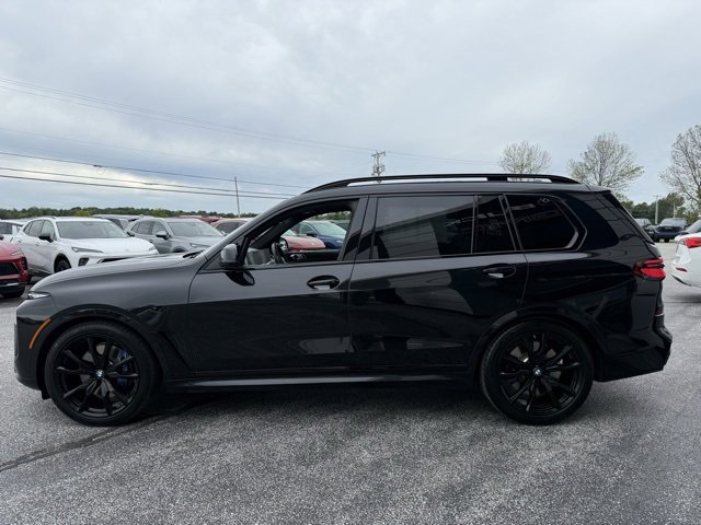 2024 Bmw X7 M60i photo 2