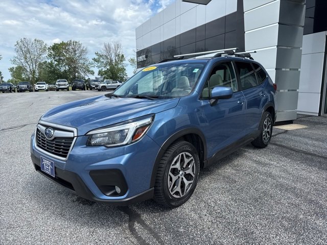 2021 Subaru Forester Premium photo 2
