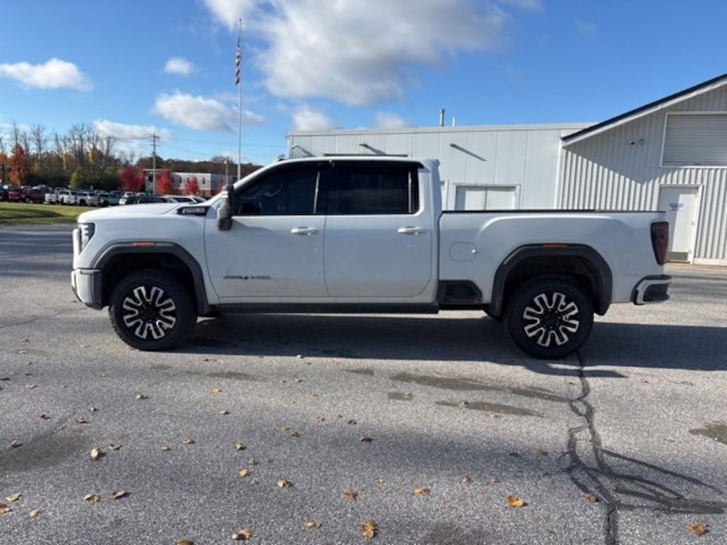 Used 2024 GMC Sierra 2500 HD AT4 Truck Crew Cab