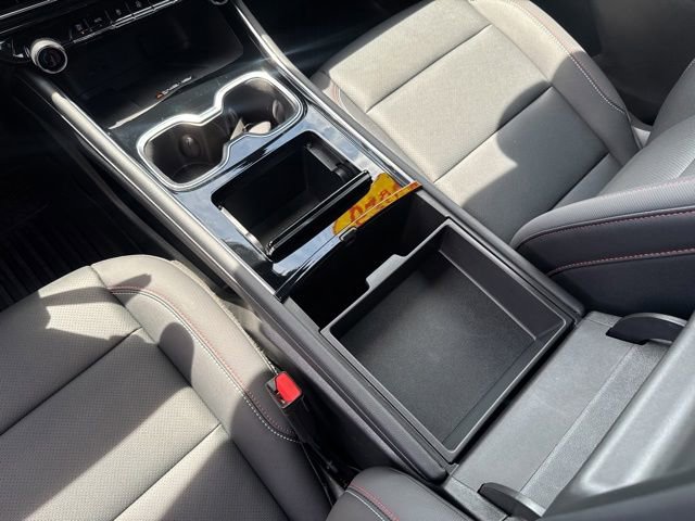 2025 Chevrolet Traverse Z71 - Photo 27