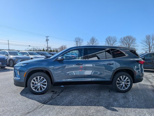 2025 Buick Enclave Preferred photo 3
