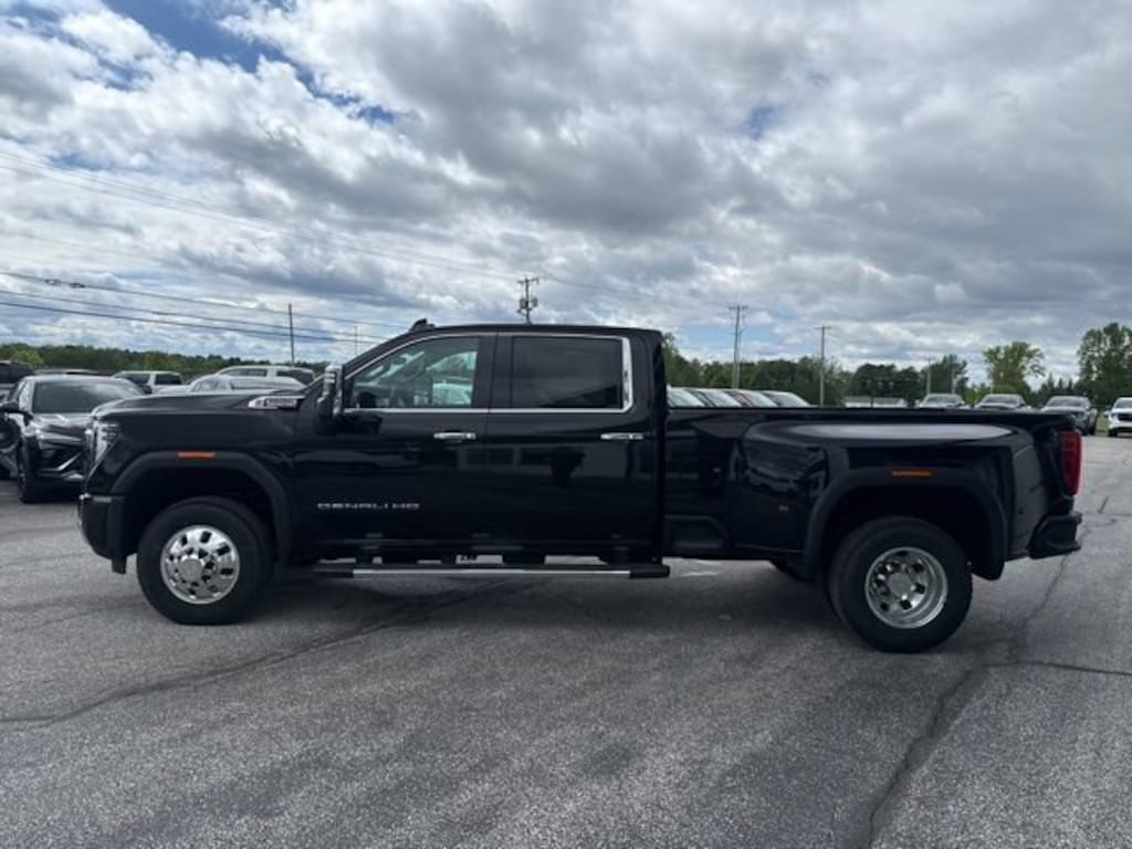 New 2026 GMC Sierra 3500 HD Denali DRW Truck