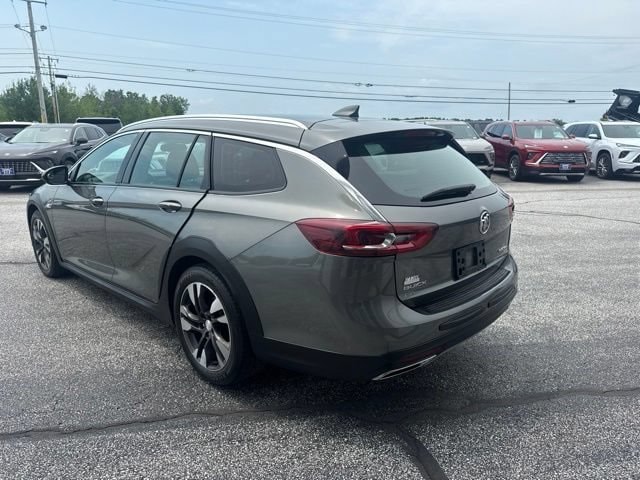 2018 Buick Regal TourX Essence - Photo 5