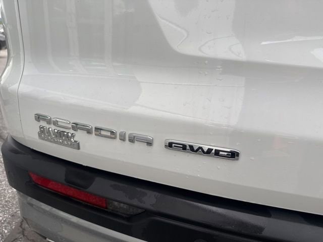 2026 GMC Acadia Elevation - Photo 11