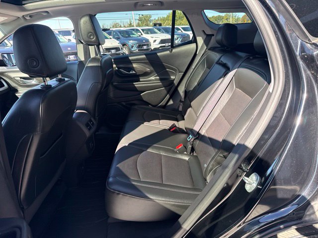2023 GMC Terrain SLT - Photo 29