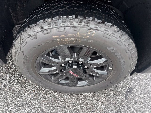 2026 GMC Sierra 2500HD AT4 - Photo 10
