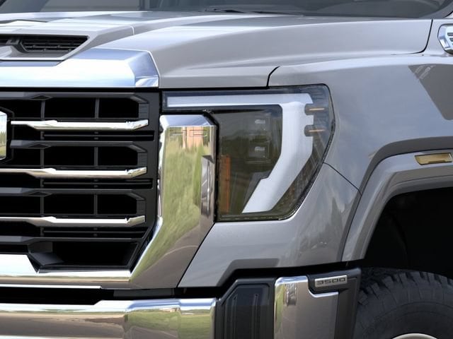 2026 GMC Sierra 3500 Chassis Cab SLE - Photo 10