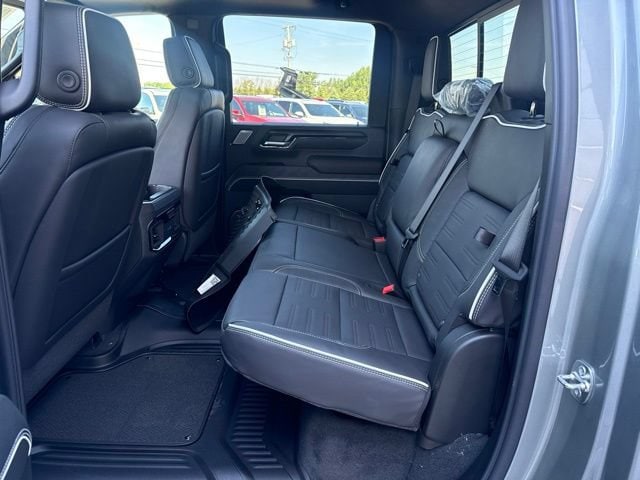 2026 GMC Sierra 2500HD AT4X - Photo 31