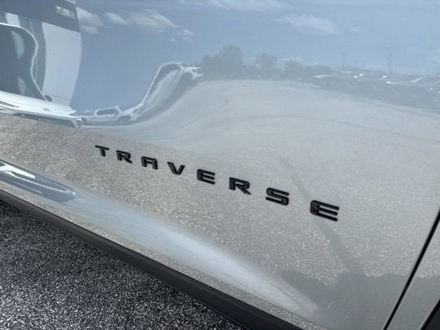 2025 Chevrolet Traverse Z71 - Photo 10