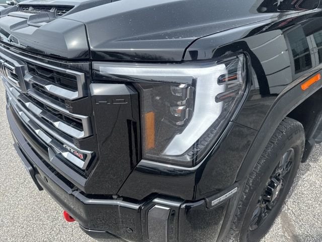 2024 GMC Sierra 2500HD AT4 - Photo 14