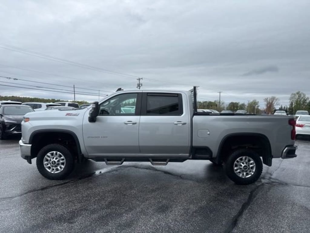 Used 2021 Chevrolet Silverado 2500 HD LT Truck Crew Cab