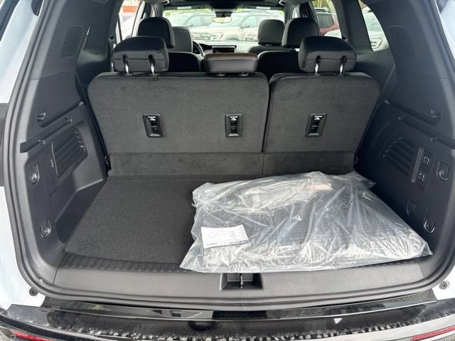 2027 GMC Acadia Denali Ultimate - Photo 33