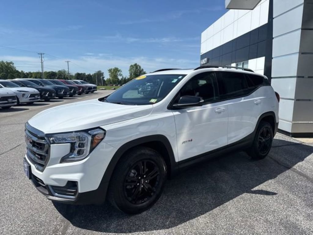 Used 2023 GMC Terrain AT4 SUV