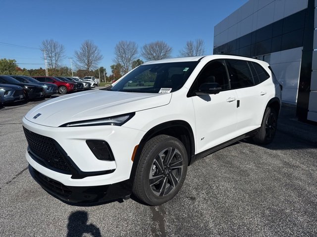 2026 Buick Enclave Sport Touring photo 3