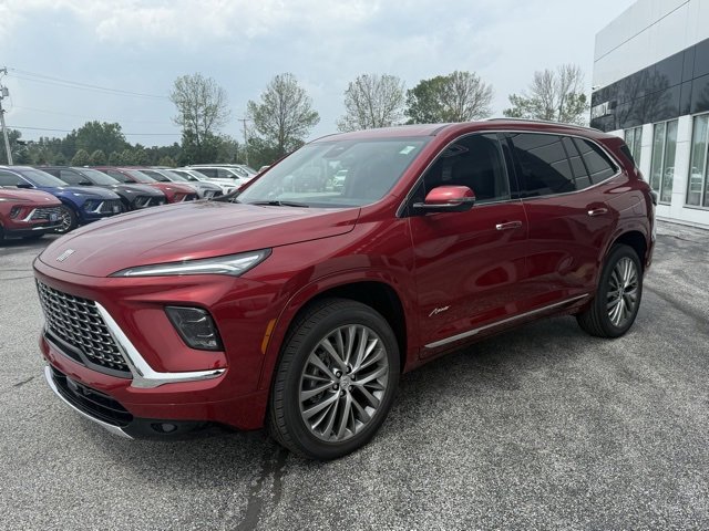 2026 Buick Enclave Avenir photo 2