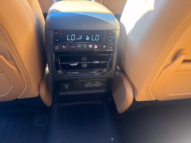 2024 Jeep Grand Cherokee Summit Reserve - Photo 30