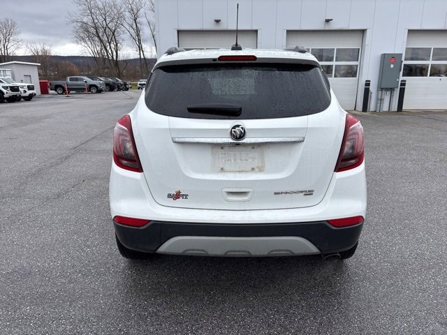 2019 Buick Encore Essence photo 2