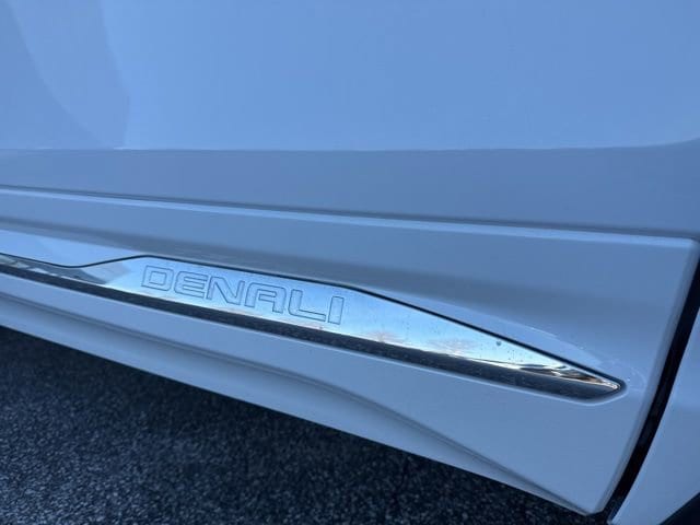 2020 GMC Terrain Denali - Photo 10