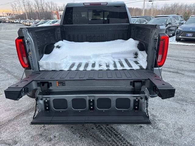 2026 GMC Sierra 1500 SLT - Photo 13
