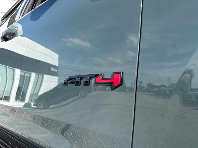 2025 GMC Yukon XL AT4 - Photo 10