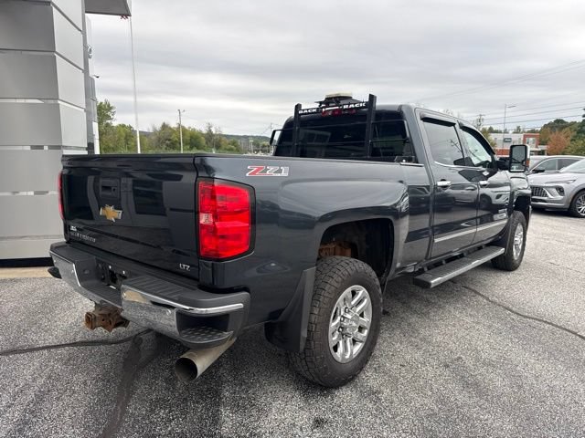 2017 Chevrolet Silverado 3500HD LTZ - Photo 7