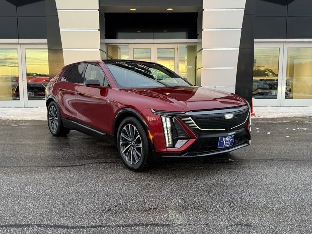 2024 Cadillac LYRIQ Sport 2's photo