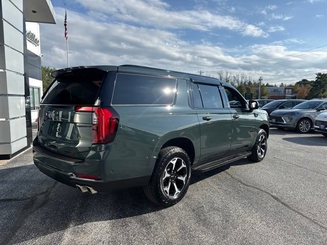 2025 GMC Yukon XL AT4 - Photo 7