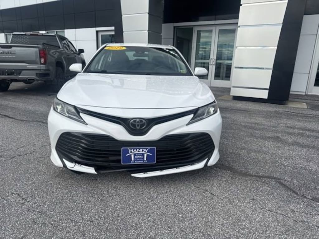 Used 2019 Toyota Camry LE Sedan